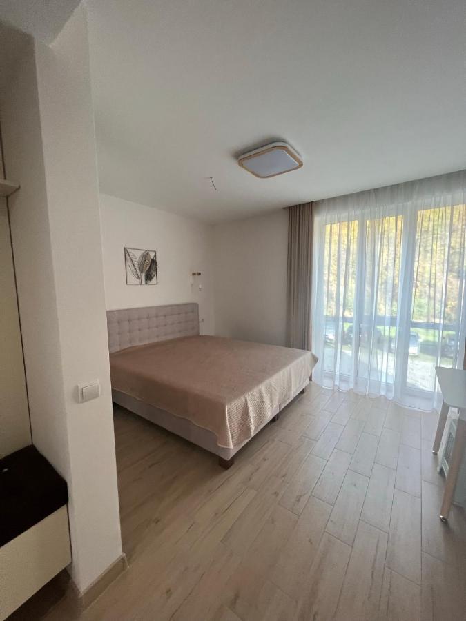 Жк «Сонячний Квартал» Apartamento Solochin Exterior foto