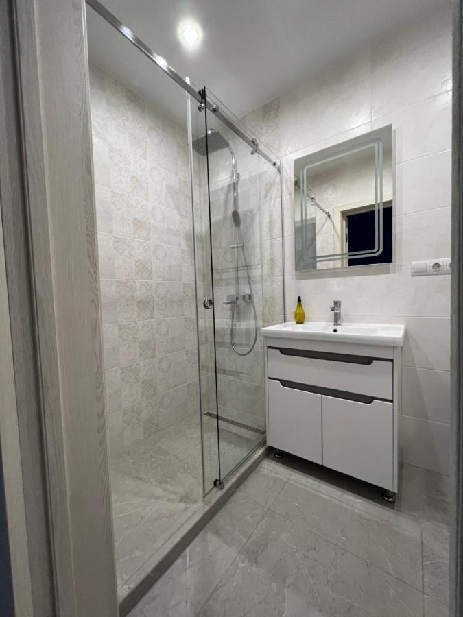 Жк «Сонячний Квартал» Apartamento Solochin Exterior foto
