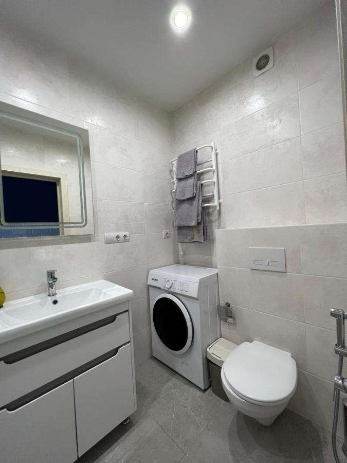 Жк «Сонячний Квартал» Apartamento Solochin Exterior foto