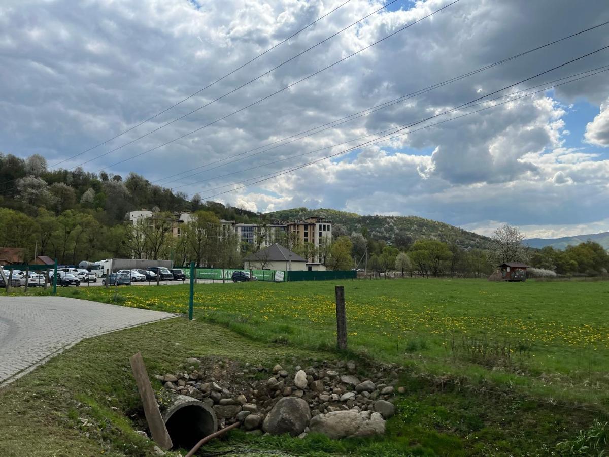 Жк «Сонячний Квартал» Apartamento Solochin Exterior foto