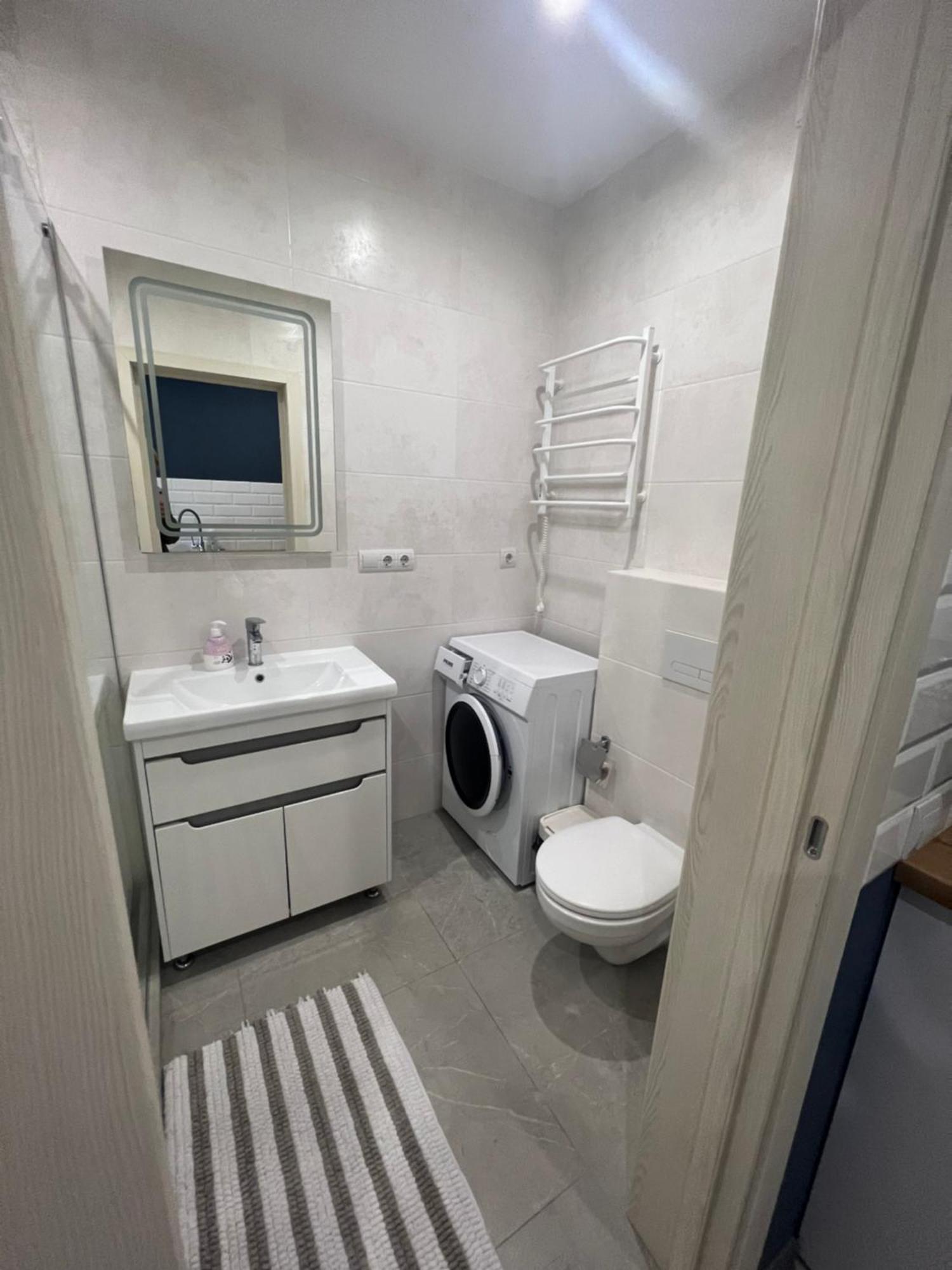 Жк «Сонячний Квартал» Apartamento Solochin Exterior foto