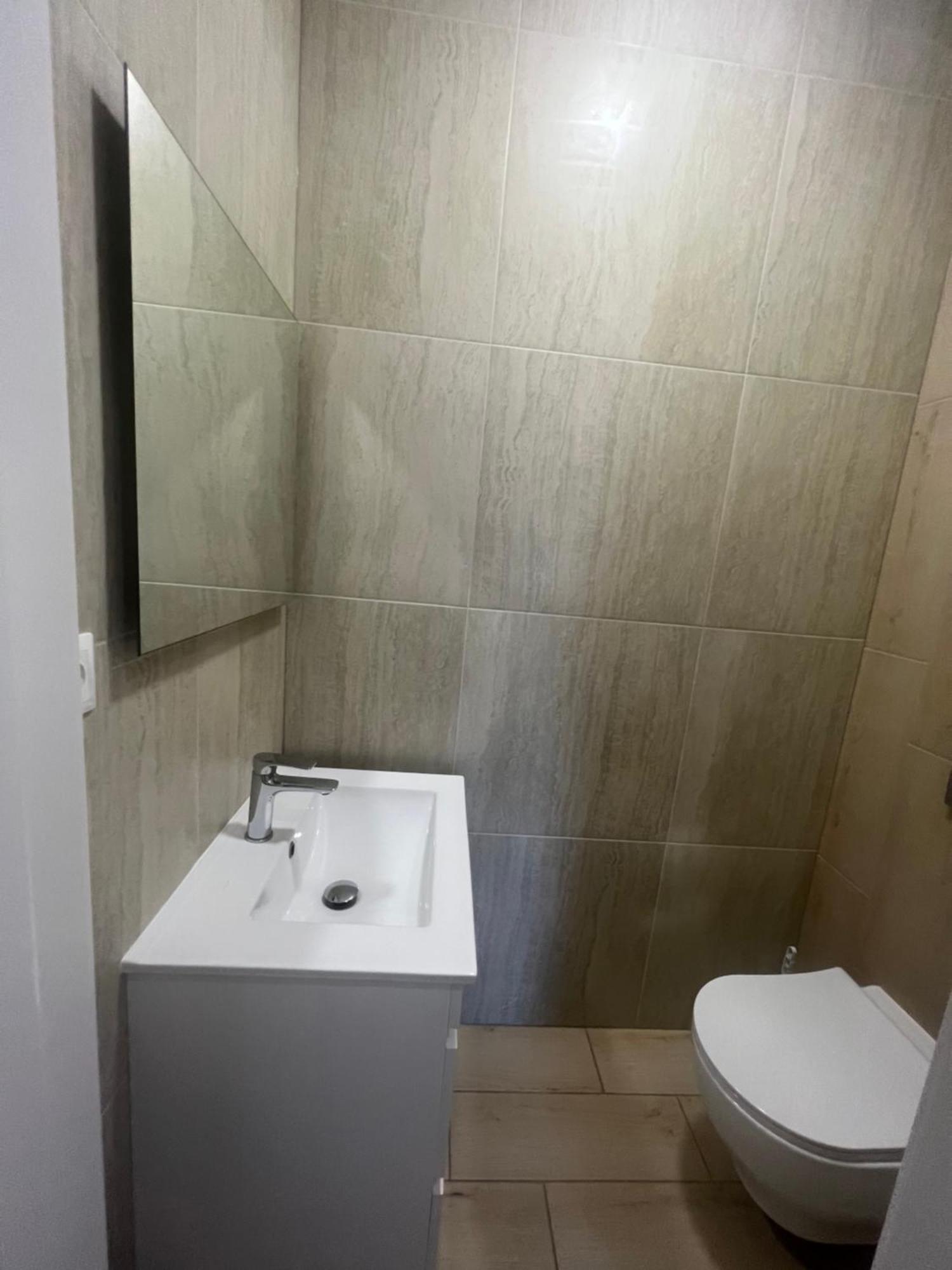 Жк «Сонячний Квартал» Apartamento Solochin Exterior foto